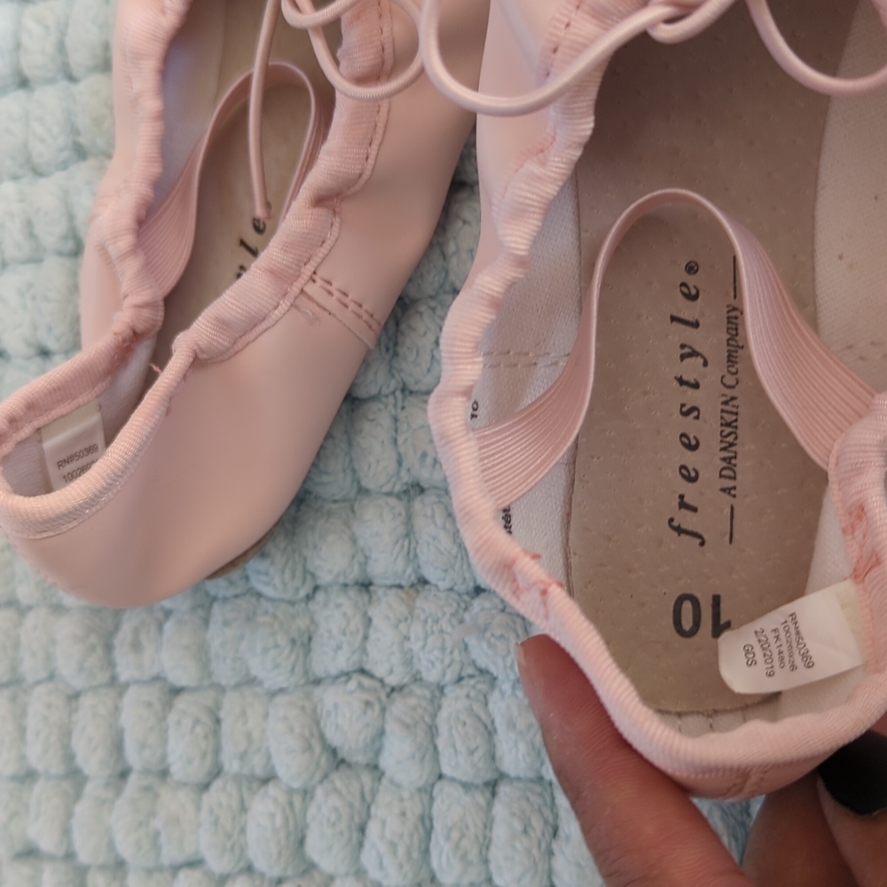 Freestyle Danskin Pink Ballet Shoes - Picture 5 of 5